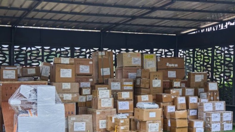 Santé&nbsp;: 18 milliards de FCFA d’équipements biomédicaux face aux défis persistants de l’hôpital gabonais