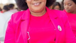 Octobre Rose : la Ministre Élodie Diane Fouefoue épouse Sandjoh en première ligne contre les cancers féminins