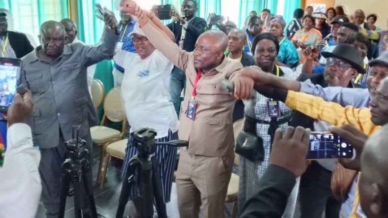 Gabon / Fonction publique, Code du travail, dialogue social&nbsp;: Roger Ondo Abessolo annonce les chantiers de la DU