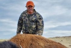 Fait-divers&nbsp;: la mort d’un chasseur millionaire de 75 ans après une attaque d’éléphants, relance le débat sur la chasse au gros gibier au Gabon 