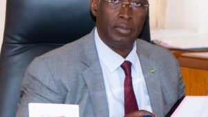 Législatives et locales 2025&nbsp;: Raymond Ndong Sima fustige la fraude et la continuité du système 