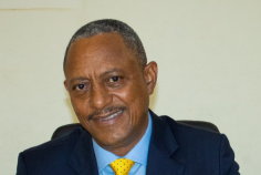 Détournement présumé de fonds publics&nbsp;: l’ex-ministre du Tourisme Pascal Ogowé placé sous mandat de dépôt