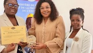 Awards de la presse gabonaise Makongonio 2025 : Denise Billogue sacrée meilleure  reporter radio