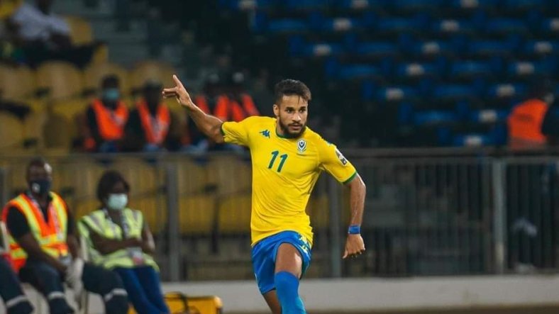 Éliminatoires Coupe du monde 2026 : annoncé blessé par la Fegafoot, Jim Allevinah alimente la polémique