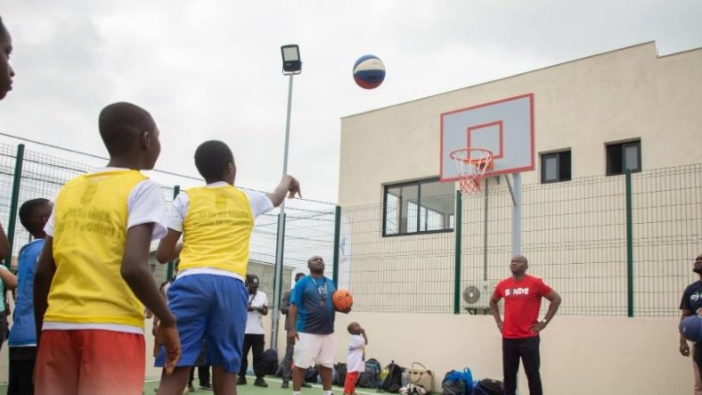 Libreville : Le Chef de l’État visite  de nouvelles infrastructures de proximité