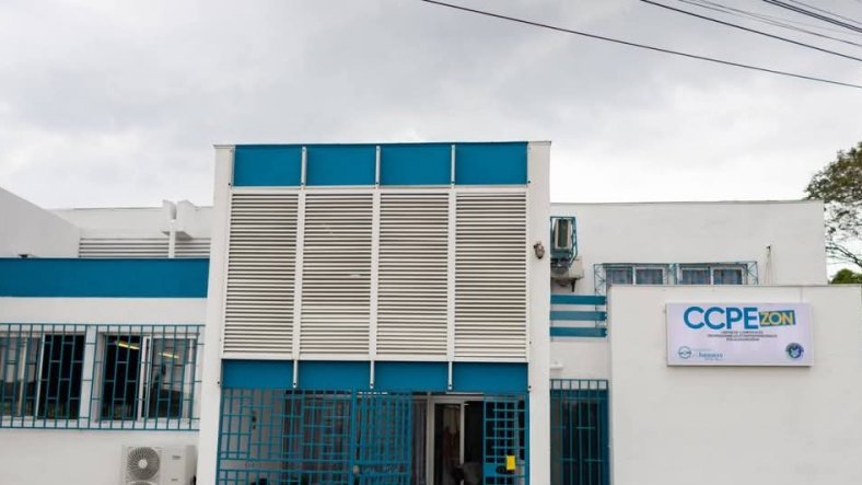 La Première Dame Zita Oligui Nguema inaugure un Centre de Compétences à l’Université Omar Bongo